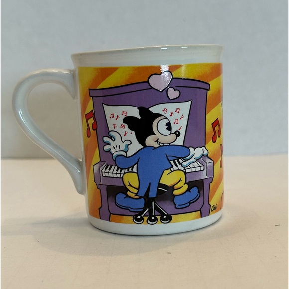 Vintage Illustrated Betty Boop Bimbo the Dog Porky Pig Ceramic Coffee Mug 1985 - Picture 2 of 5